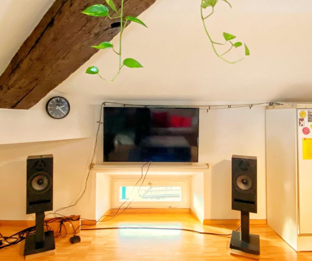 Cozy Apartment By The The Lake Of Lugano Ngoại thất bức ảnh